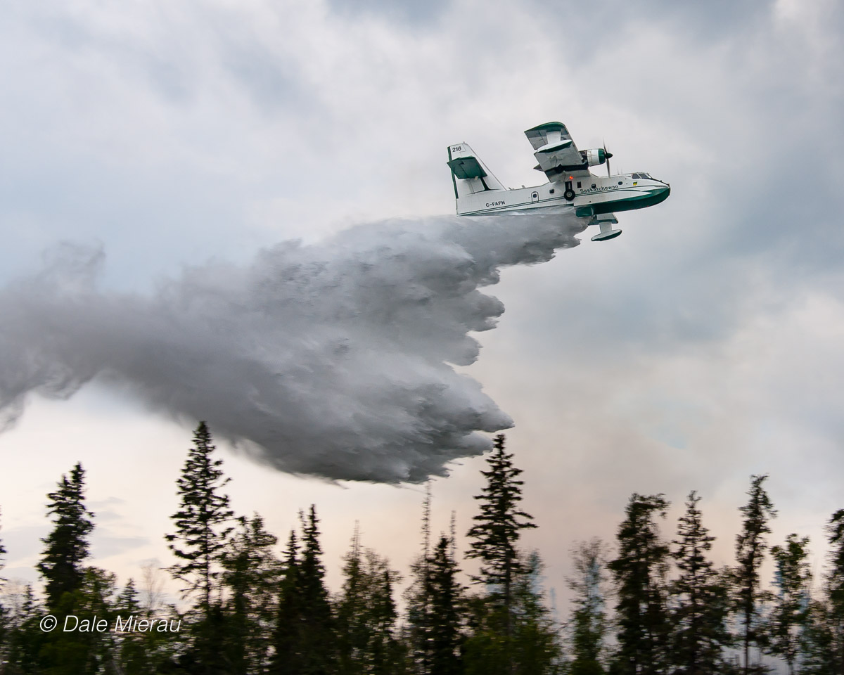 A Saskatchewan water bomber by Dale Mierau ©