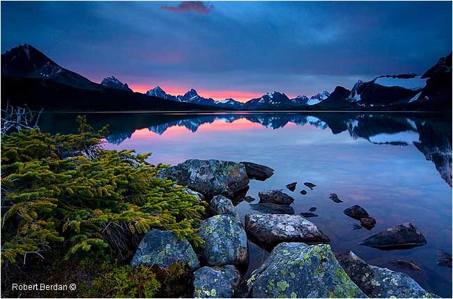 Sunrise over Amethyst Lake by Robert Berdan 