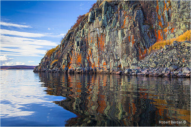 Cliffs along Point lake by Robert Berdan ©