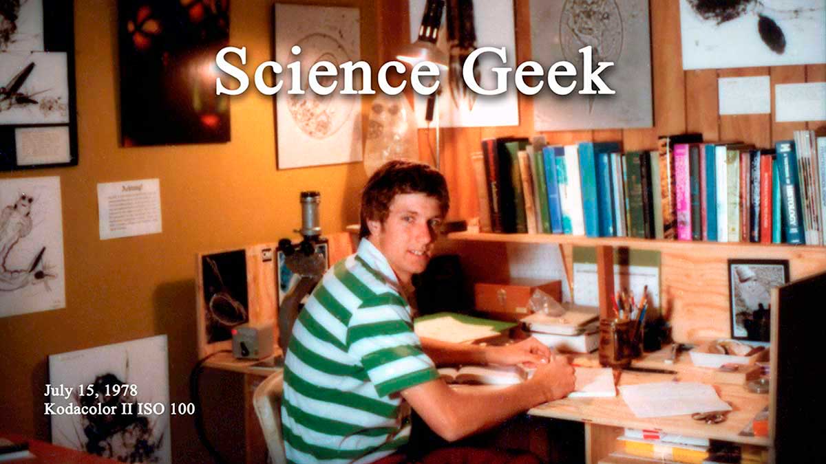 Robert Berdan in his garage home laboratory - Robert Berdan ©