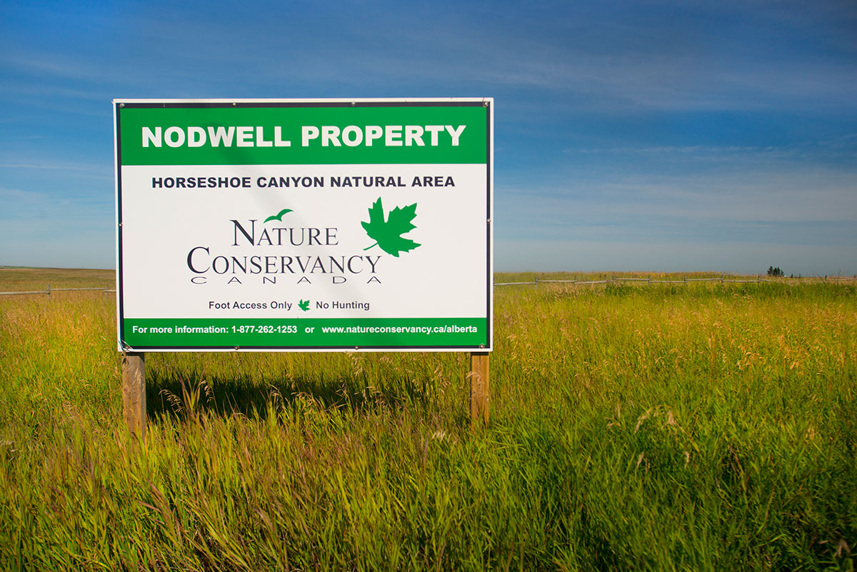 Nature Conservancy sign at Horseshoe Canyon by Robert Berdan ©