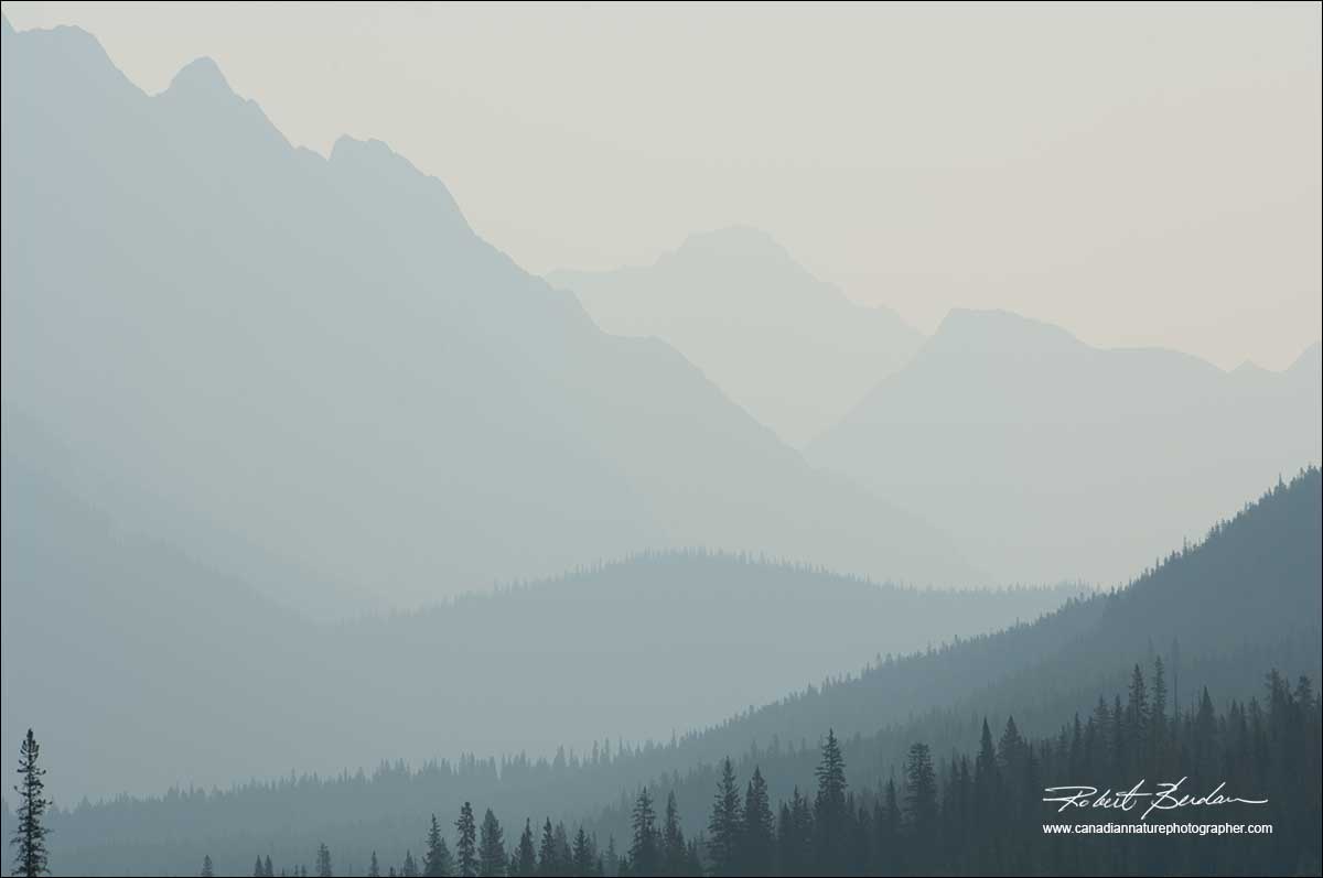 haze in mountains Jasper National Park by Robert Berdan ©