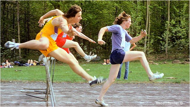 High School Hurdles event by Robert Berdan ©